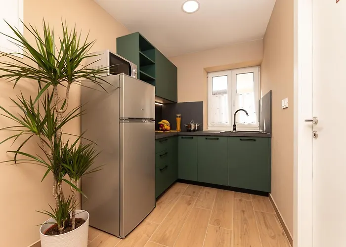 Neptun Apartmán *
